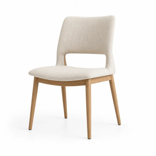 Silla de comedor tapizada en poliéster beige con estructura de madera